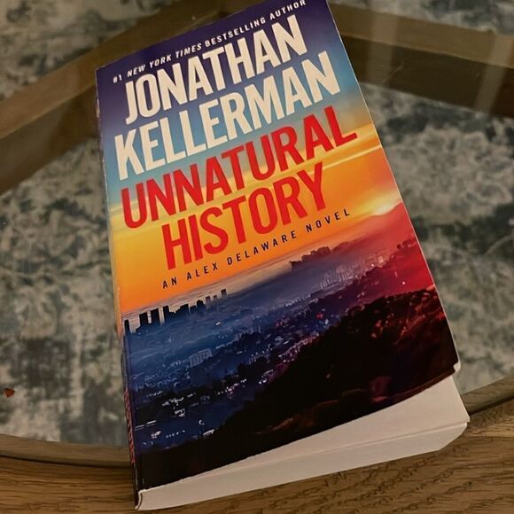 Jonathan Kellerman - Unnatural History: An Alex Delaware Novel - Picture 2 of 5